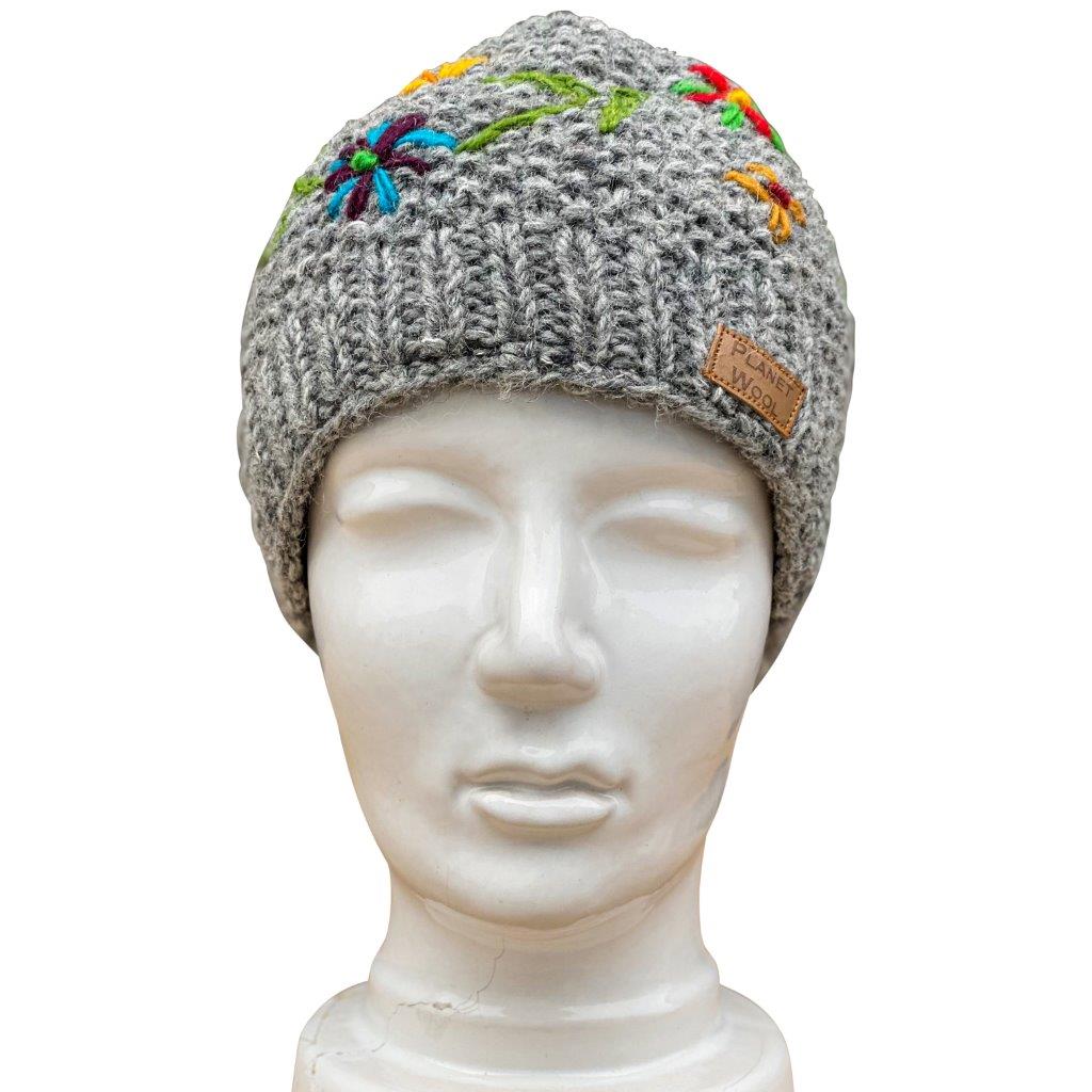 Planet Wool - Short flower hat | Wollmütze