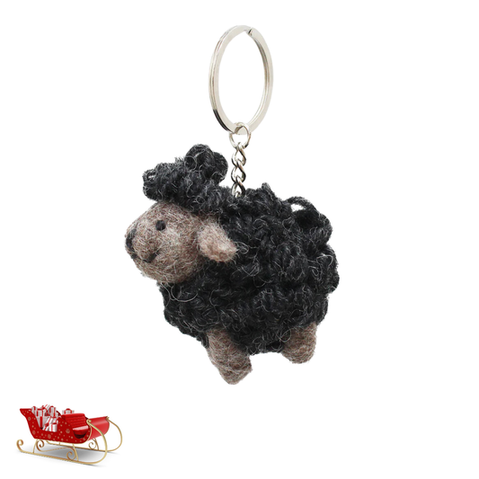 Erin Knitwear - keychain sheep