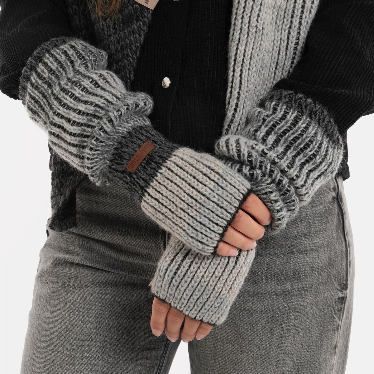 Knit Factory - Remy | gebreide armwarmers