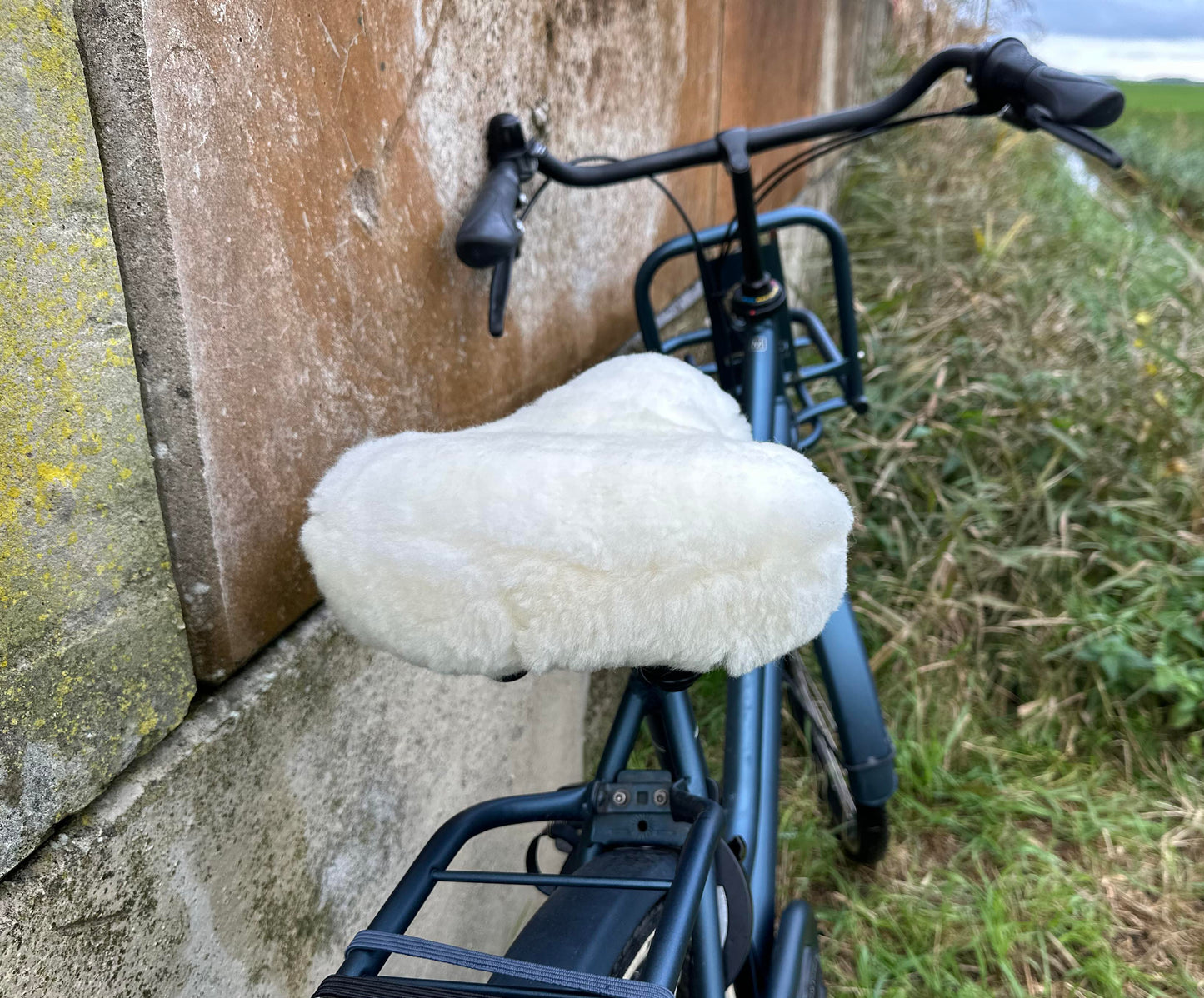 Texelana | Schaffell-Sattelunterlage für Fahrradsattel